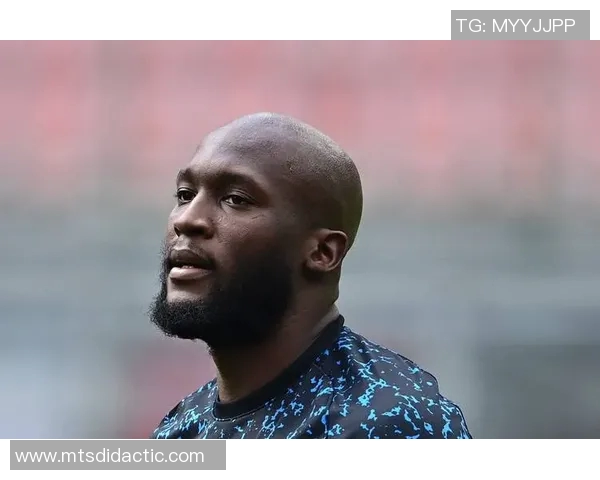 卢卡库的传奇之路：从天才少年到世界级前锋的蜕变与挑战